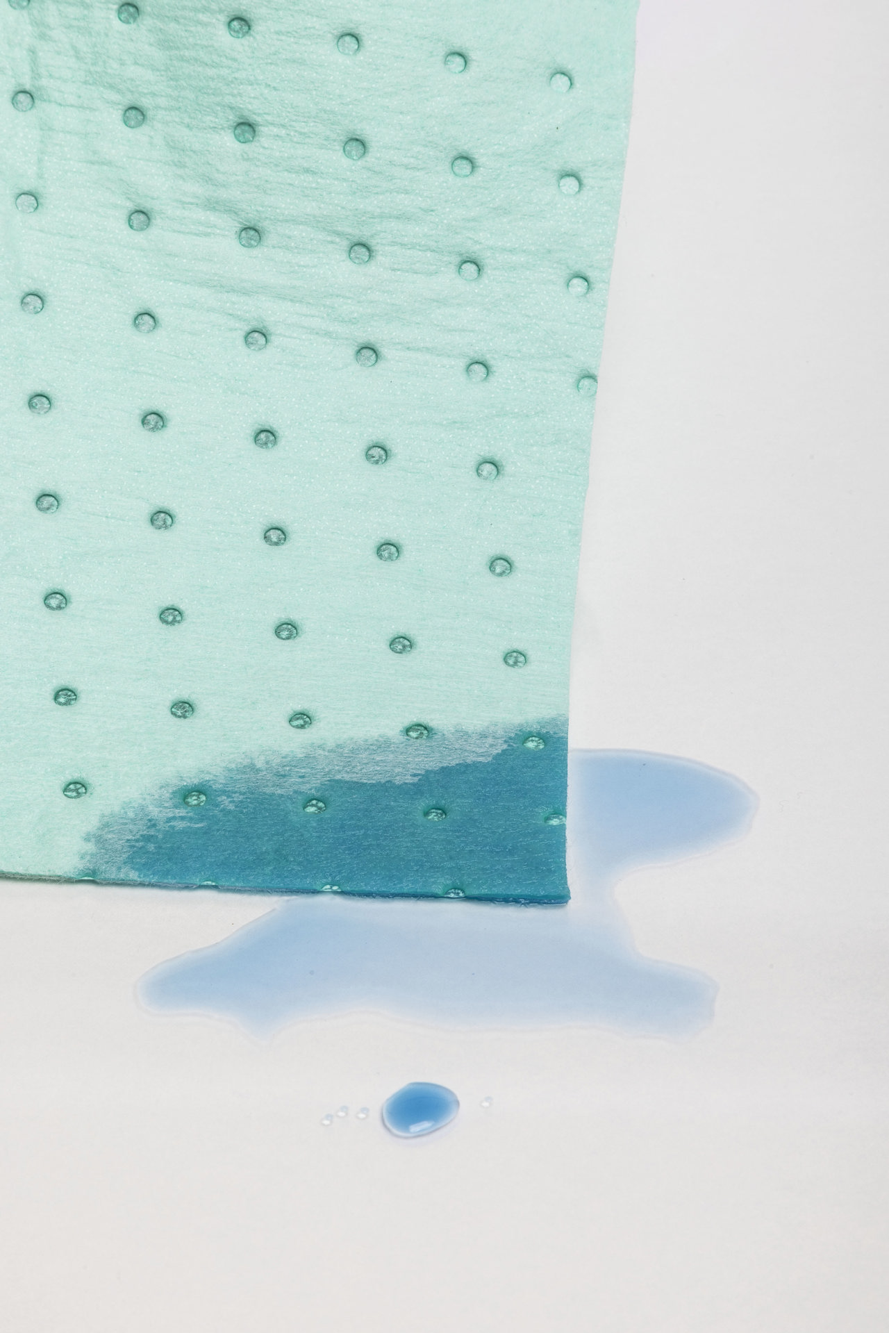 UN_blå vätska.jpg.