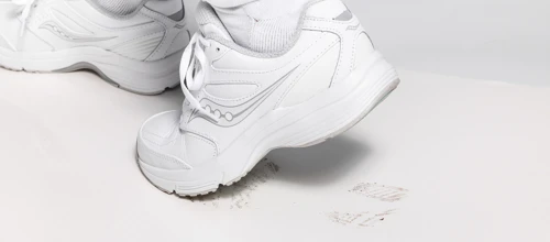 Vit klibbmatta_skoavtryck.jpg.