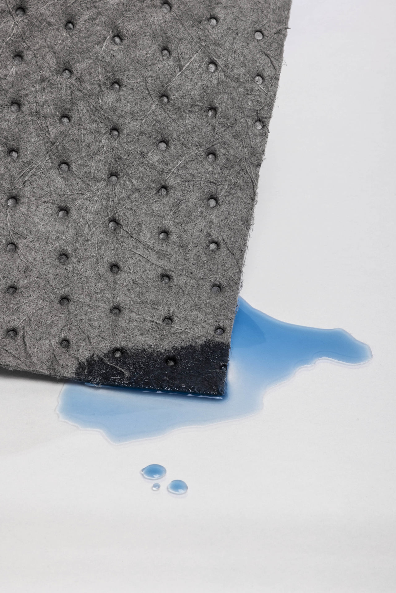 UA_blå vätska.jpg.